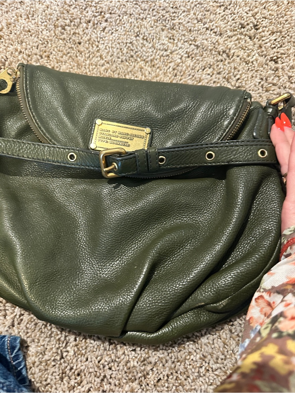 Marc by Marc Jacobs Olive Green Pebbled Leather Crossbody with Gold Hardware - Picture 2 of 4